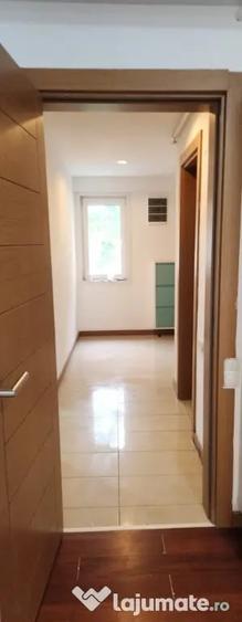 Apartament cu 3 camere în Ștefăneștii de Jos
