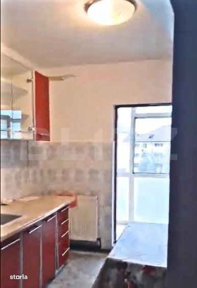 Apartament cu 2 camere decomandat, mobilat în Central