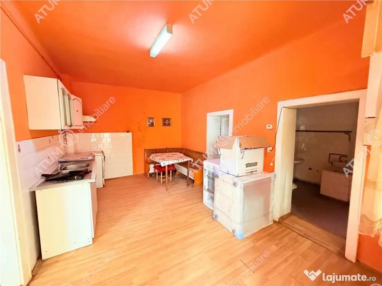 Casă cu 3 camere cu Teren 194 Mp în Lazaret