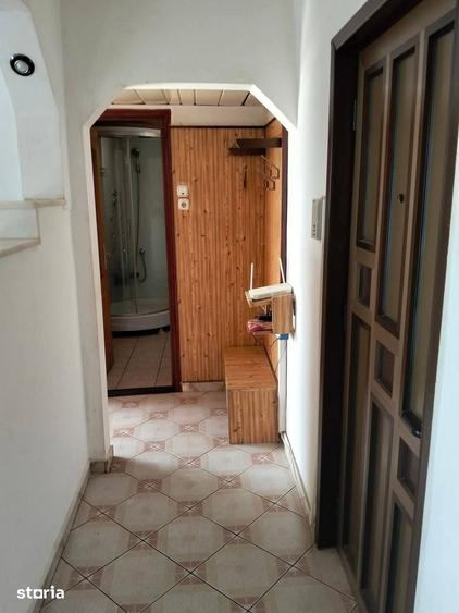 Apartament cu 2 camere decomandat, mobilat în Vasile Aaron