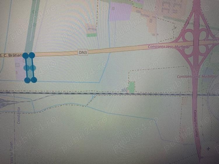 Teren de 5000 mp, în Palas