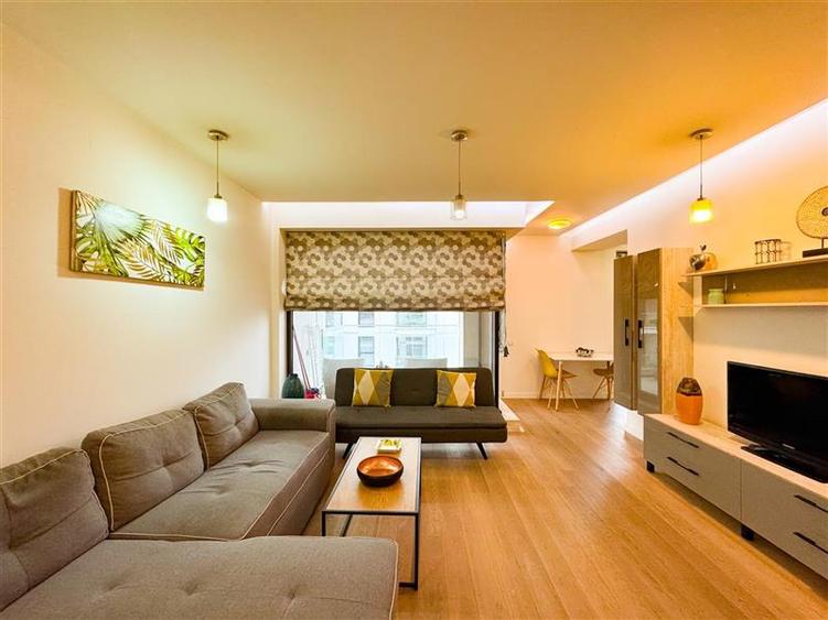 Apartament cu 2 camere semidecomandat, mobilat în Herăstrău