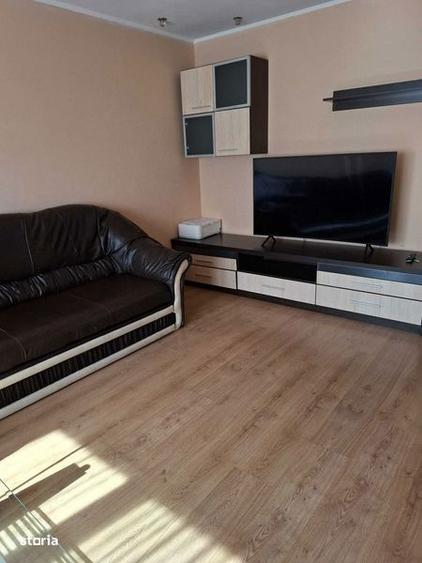 Apartament cu 3 camere decomandat, mobilat în Militari