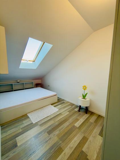 Apartament cu 3 camere semidecomandat în Popas Păcurari