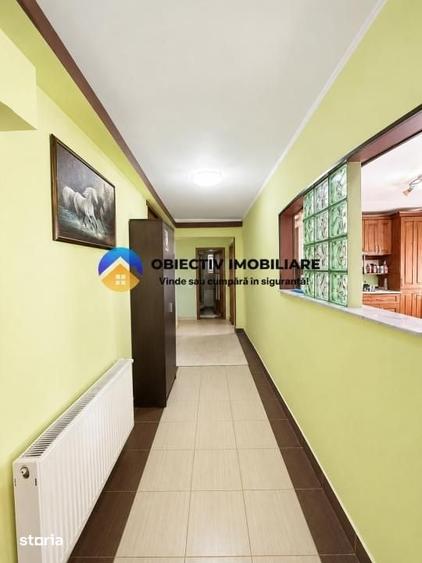 Apartament cu 4 camere decomandat în Sud