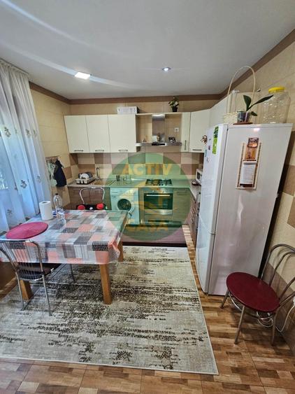 Casă cu 5 camere cu Teren 500 Mp în Sagna