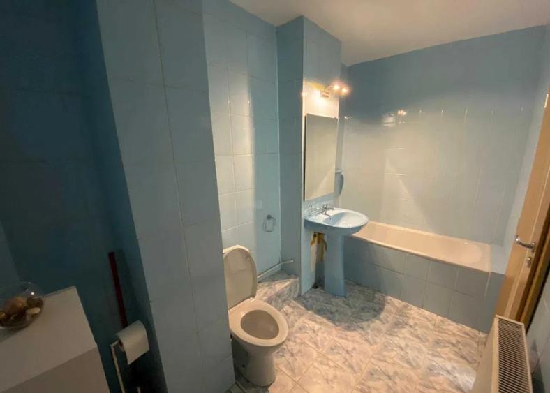 Apartament cu 2 camere semidecomandat, mobilat în Scriitorilor