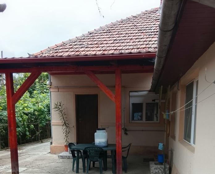 Casă individuală cu 3 camere cu Teren 318 Mp în Crișan