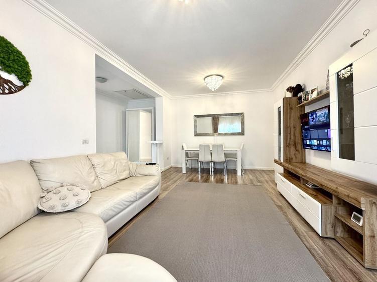 Duplex cu 3 camere cu Canalizare în Dumbrăvița