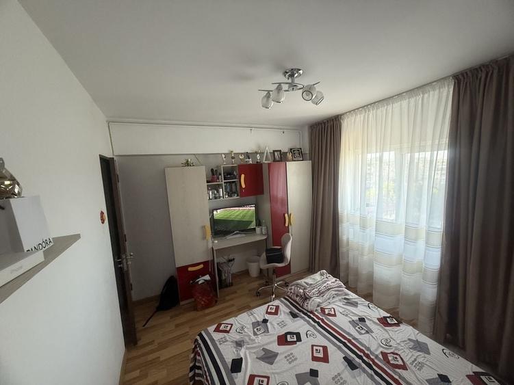 Inchiriez ap 2 camere - 4