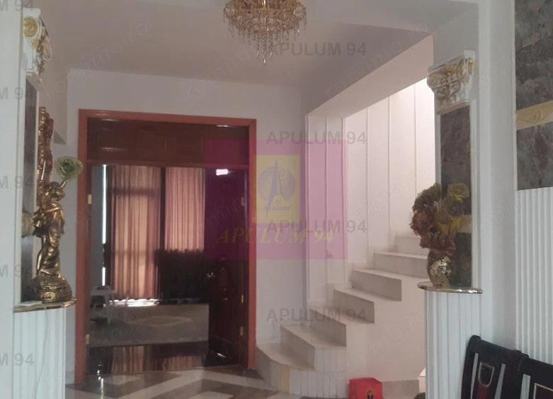 Casă cu Teren 3100 Mp în Băneasa