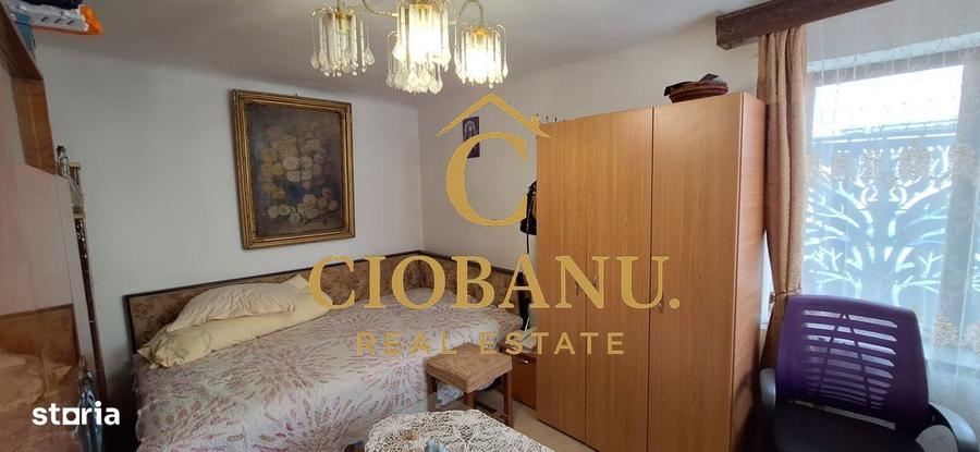 Casă cu 3 camere cu Teren 260 Mp în Central
