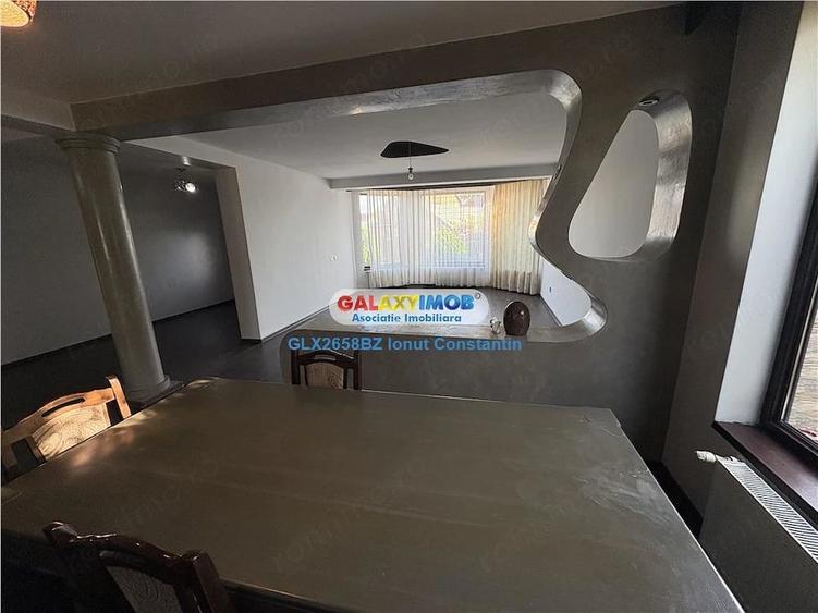 Casă cu Teren 452 Mp în Mihai Viteazu