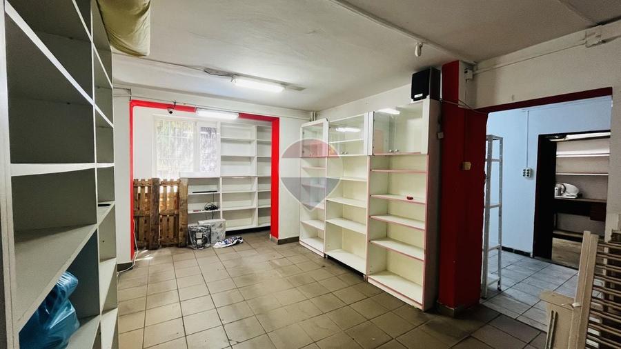 Spațiu comercial, de 61.439998626709 mp, în Dacia