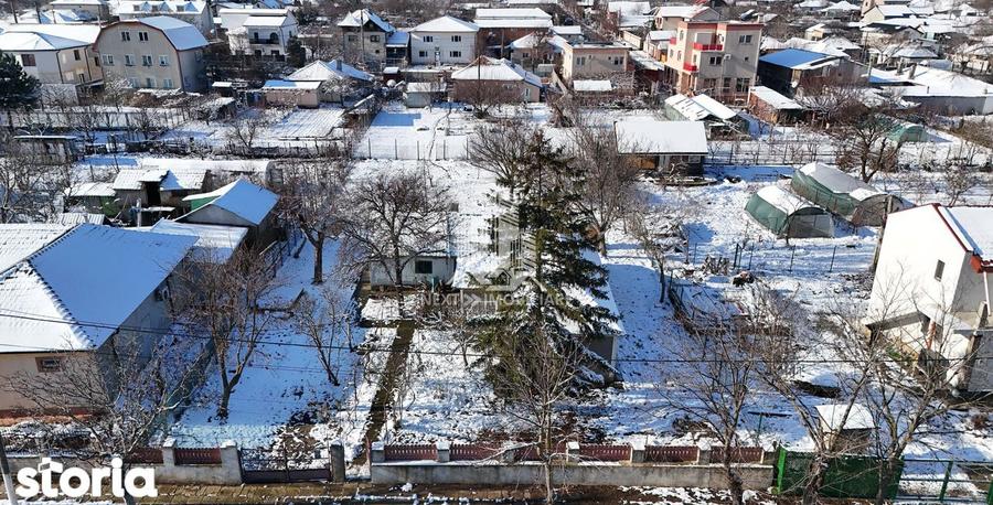Casă cu 4 camere cu Canalizare în Central