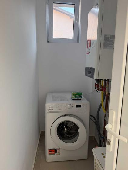 Casă cu 3 camere cu Teren 300 Mp în Cantacuzino