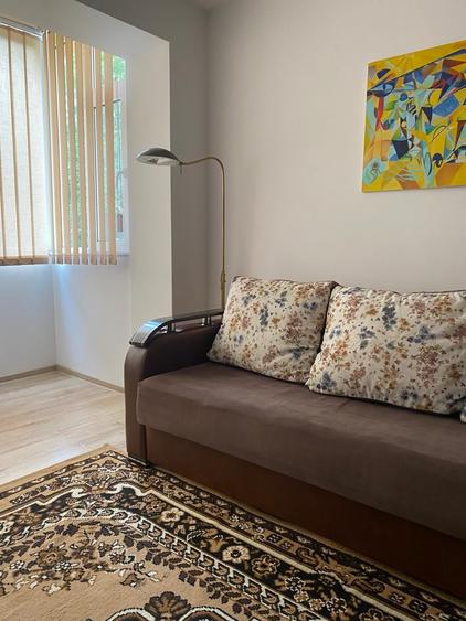 Apartament cu 2 camere semidecomandat în Lisaura