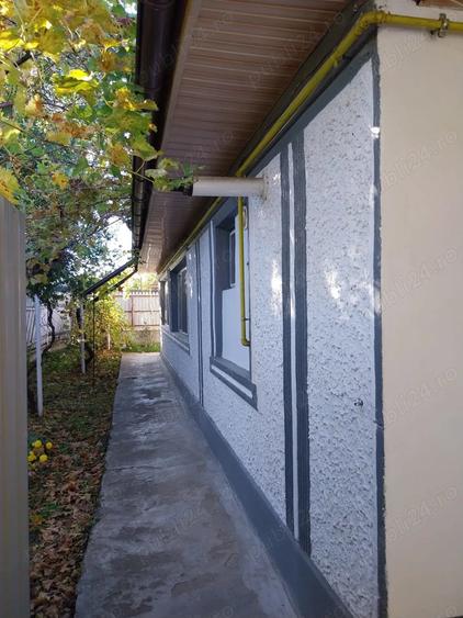 Casă cu 3 camere cu Teren 500 Mp în Central