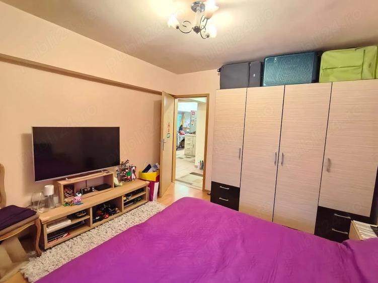 Apartament cu 4 camere decomandat în Simion Bărnuțiu