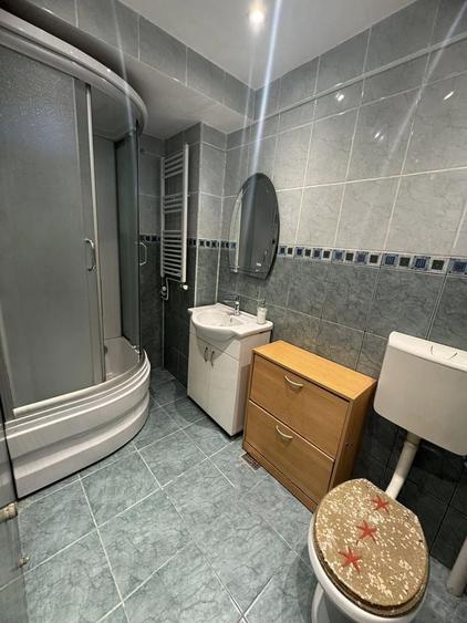 Apartament cu 2 camere, mobilat în Central