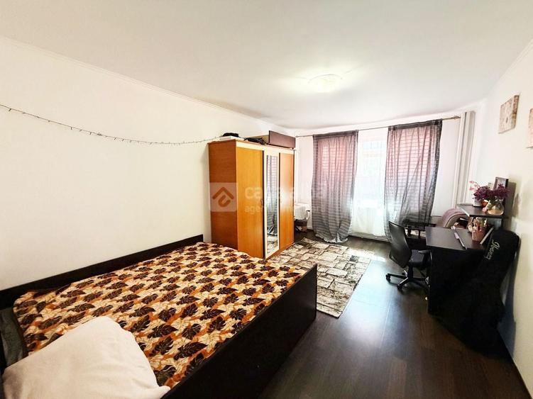 Apartament cu 3 camere decomandat, mobilat în Alexandru cel Bun