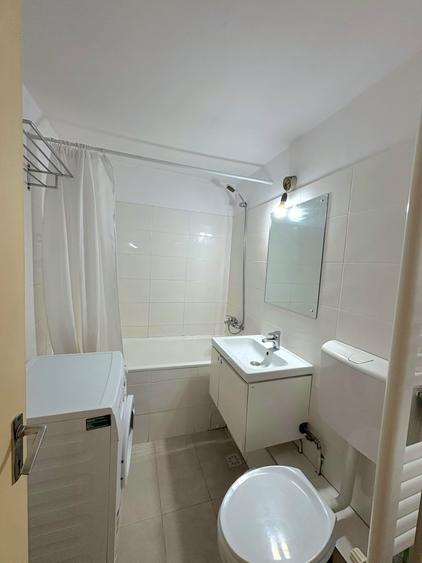 Apartament cu 3 camere în Semicentral