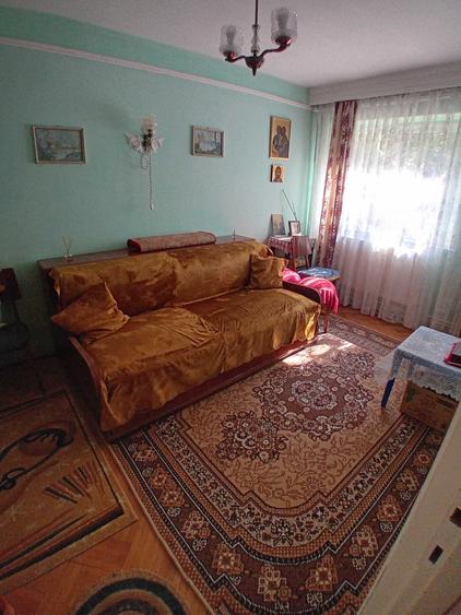 Apartament cu 2 camere semidecomandat în Precista
