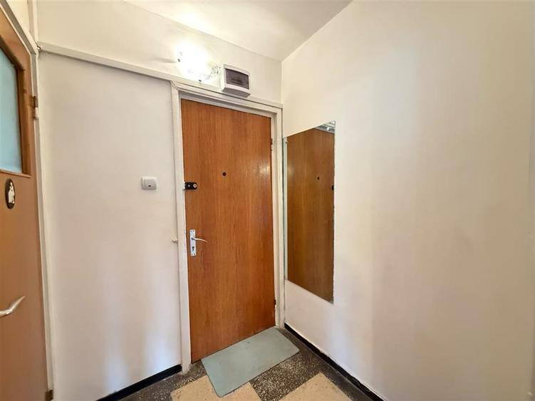 Apartament cu 2 camere semidecomandat în Hipodrom 1