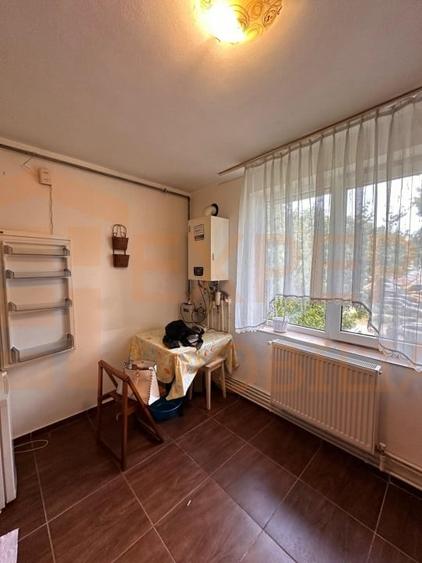 Apartament cu 2 camere semidecomandat, mobilat în Tomis II