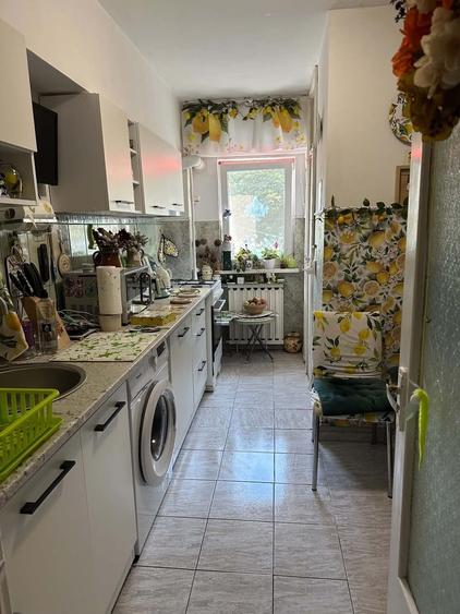 Apartament cu 2 camere decomandat în Mazepa 1