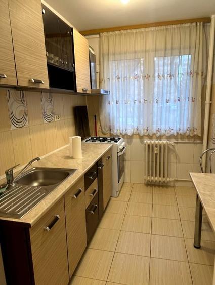 Apartament cu 2 camere semidecomandat, mobilat în Bucureștii Noi