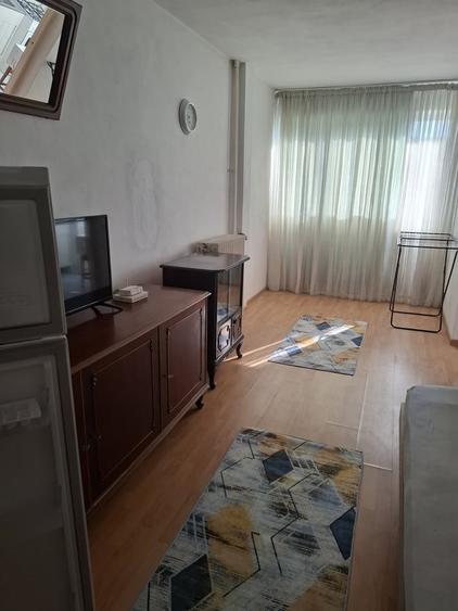 Drumul Taberei, Favorit Metrou str. Sibiu, intersectie bd. 1 Mai - 2