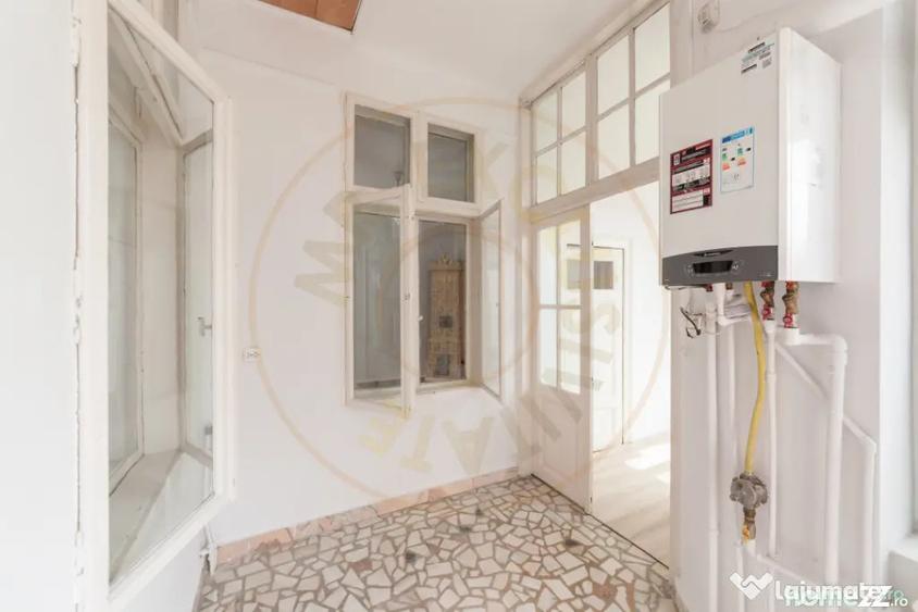 Casă cu 4 camere cu Teren 224 Mp în Central