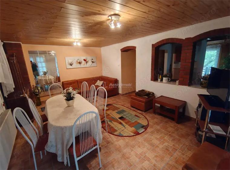 Casă cu Teren 275 Mp în Pădurea Neagră
