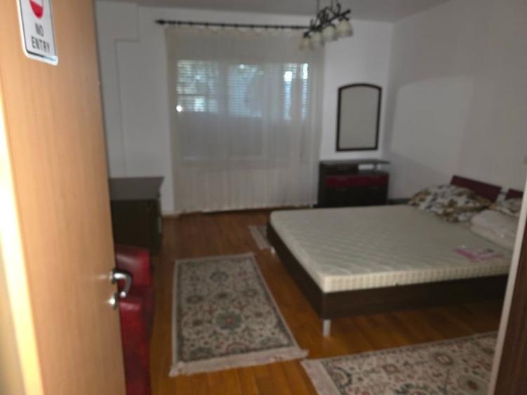 Apartament cu 3 camere decomandat, mobilat în Take Ionescu