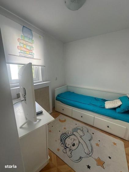 Apartament cu 3 camere semidecomandat, mobilat în Sala Palatului