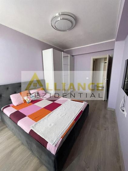 Apartament cu 3 camere semidecomandat în Vitan-Bârzești