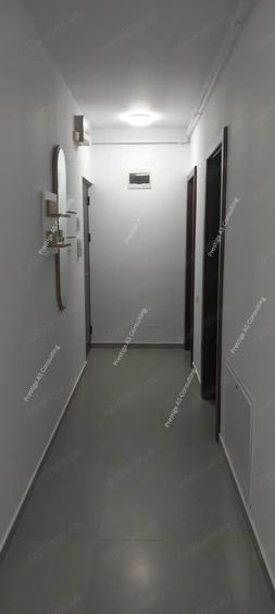 Apartament cu 3 camere decomandat în Dumbrăvița