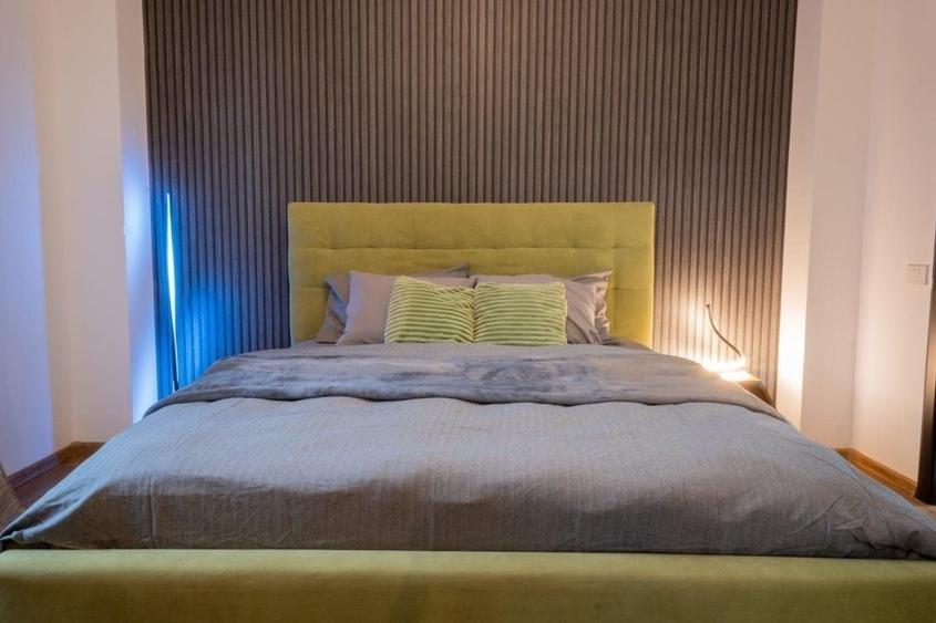 Apartament cu 2 camere semidecomandat, mobilat în Victoriei