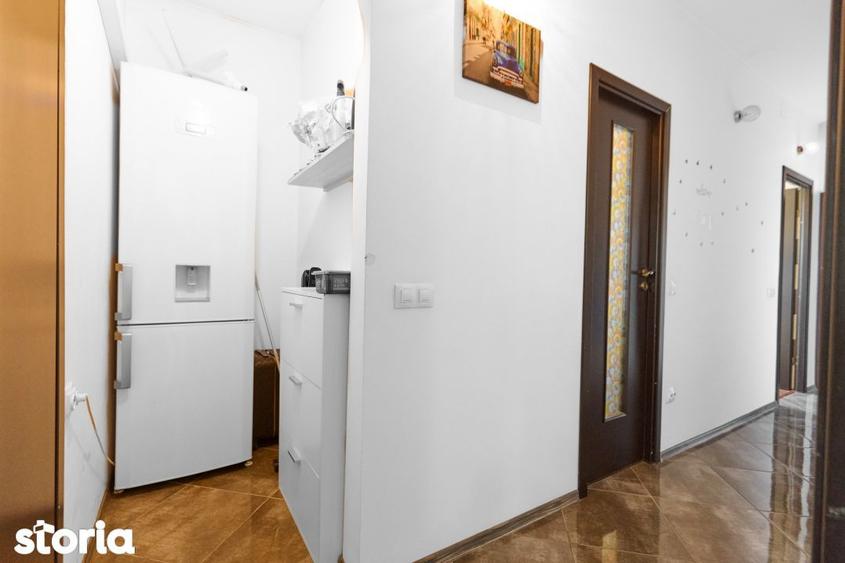 Apartament cu 2 camere decomandat, mobilat în Central