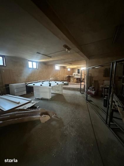 Casă cu Teren 997 Mp în Schiau