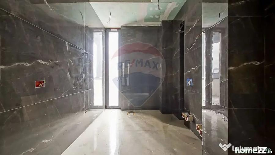 Apartament cu 3 camere decomandat în 15 Noiembrie