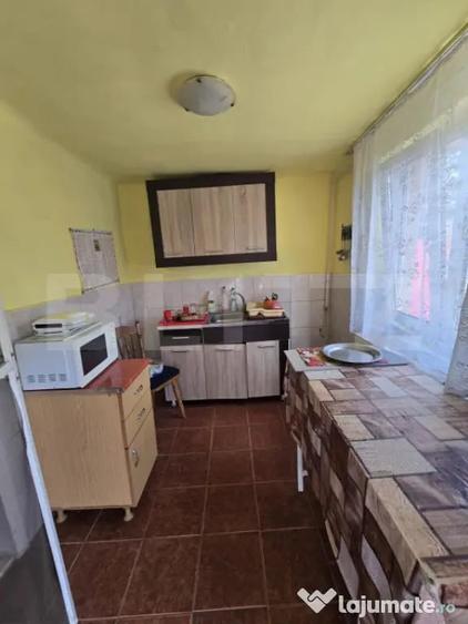Casă cu 2 camere cu Teren 719 Mp în Chinari