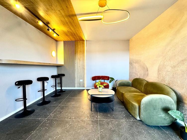Apartament cu 2 camere semidecomandat, mobilat în Lipovei