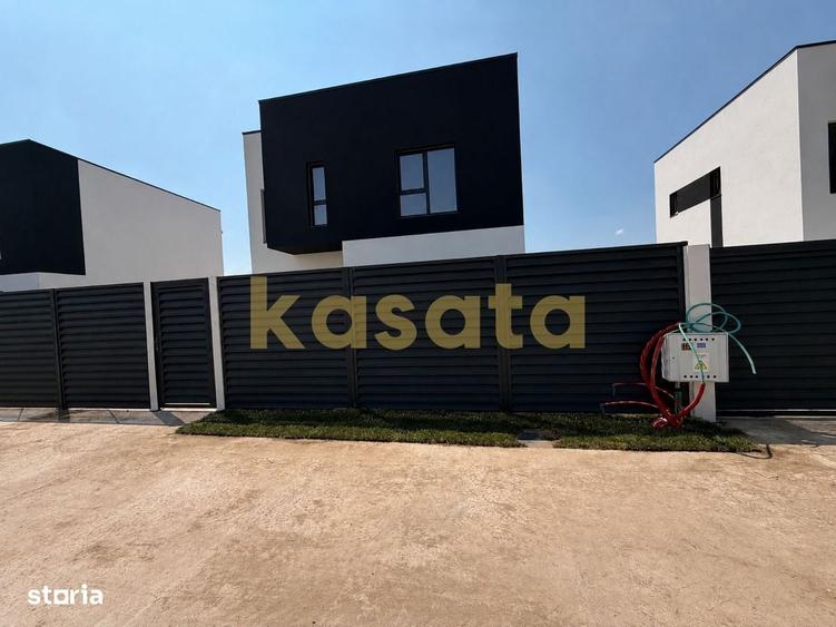 Casă cu 4 camere în Domnești