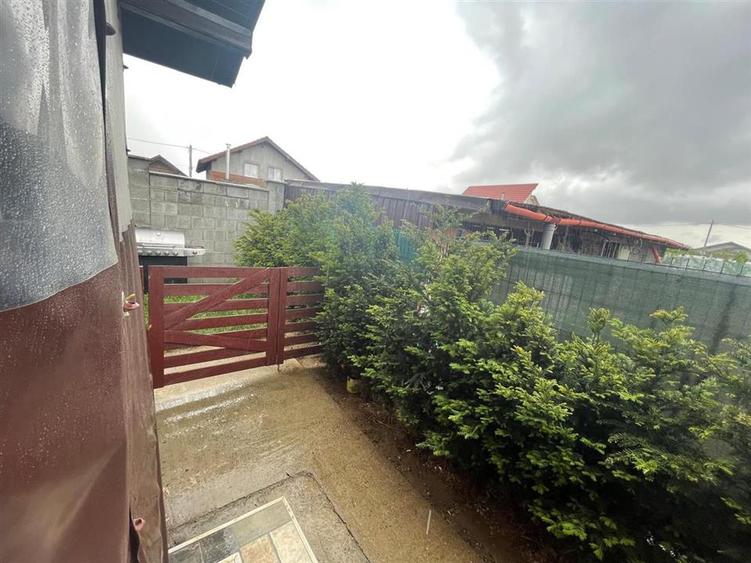 Casă cu 4 camere cu Teren 390 Mp în Oșorhei