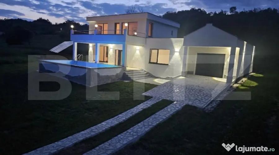 Casă cu 5 camere cu Teren 3200 Mp în Luncoiu de Sus