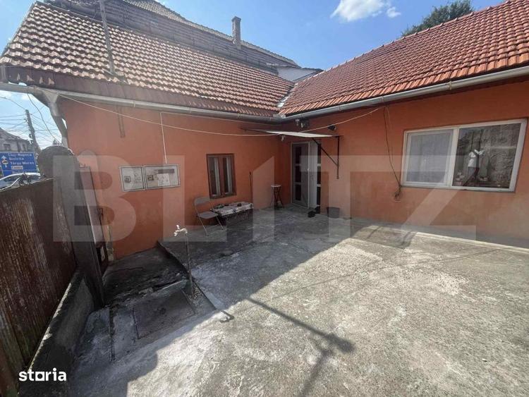 Casă cu 4 camere în Central