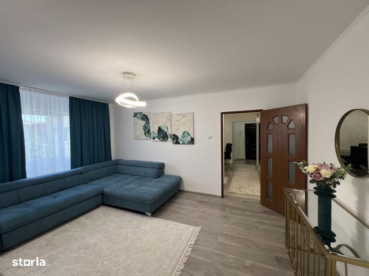 Apartament cu 3 camere în Micro 16