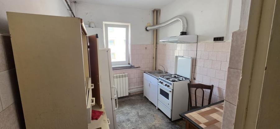 Apartament cu 2 camere decomandat, mobilat în Ultracentral